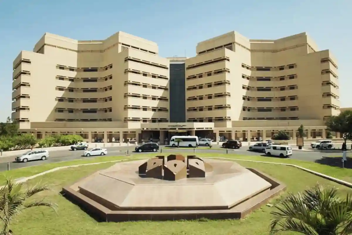 Universitas Raja Abdulaziz di Jeddah.
