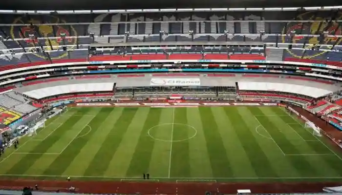 Stadion Azteca. 