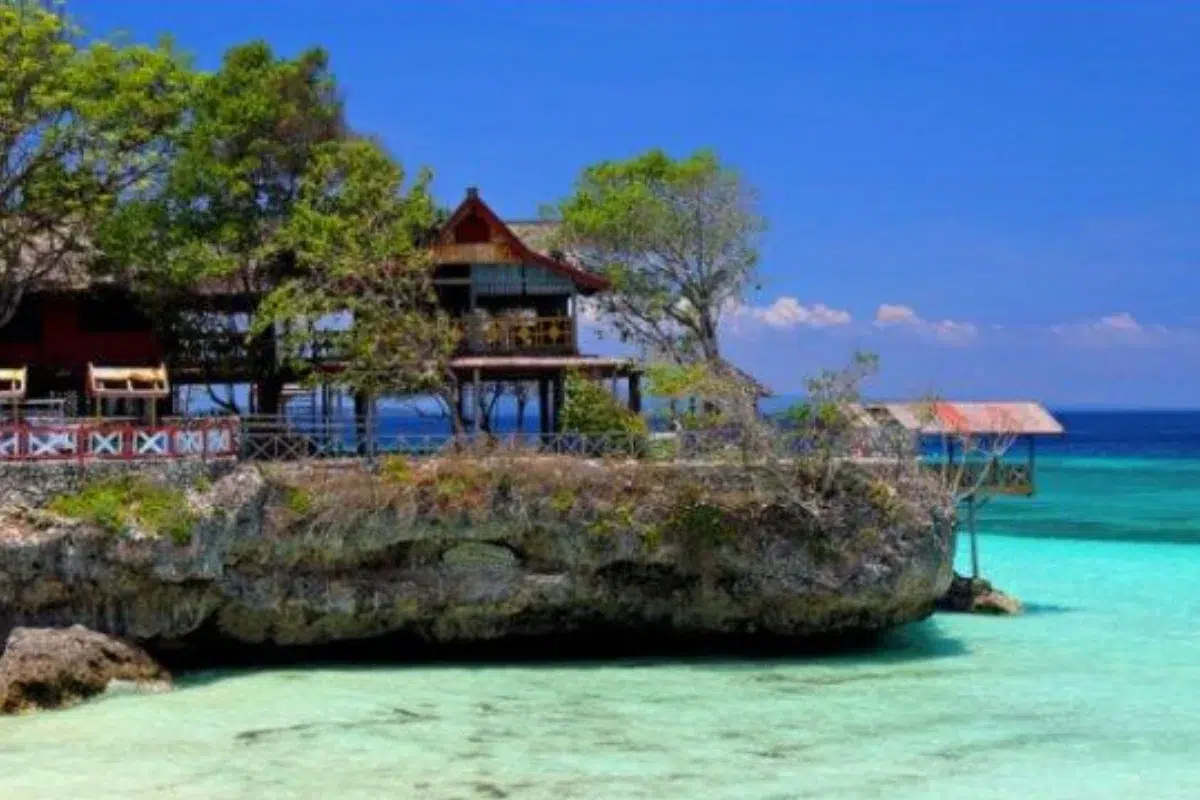 Pulau Samalona