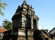 Mengenal Candi Pawon, Tempat Penyimpanan Abu Jenazah Raja Indra