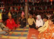 Tradisi Batombe, Tradisi Berpantun Selama Satu Minggu dari Minangkabau