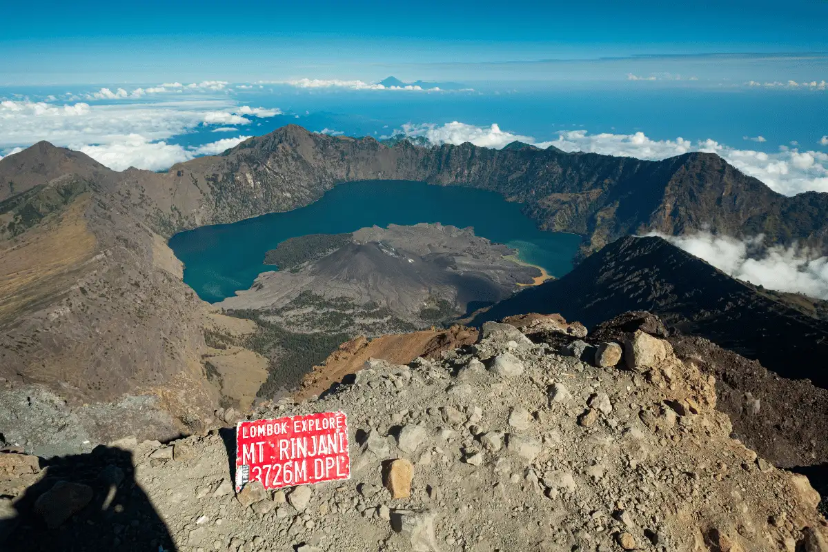 Gunung Rinjani. 