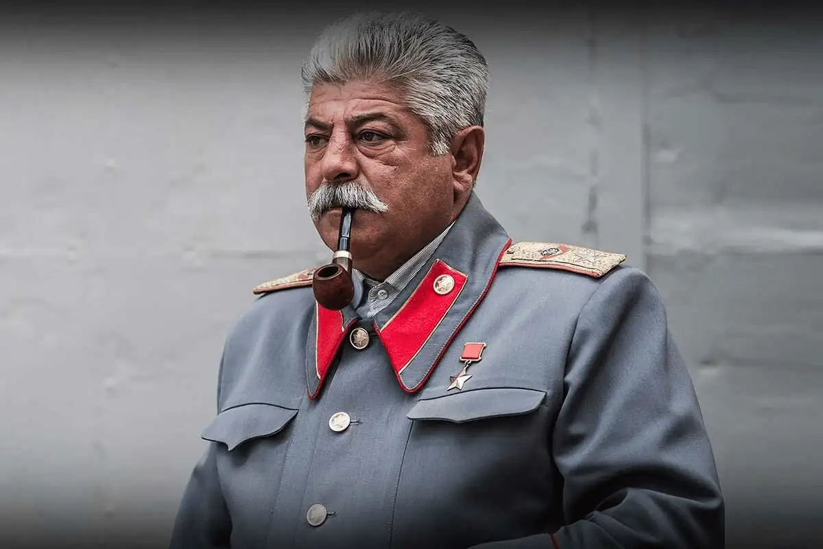  Joseph Stalin